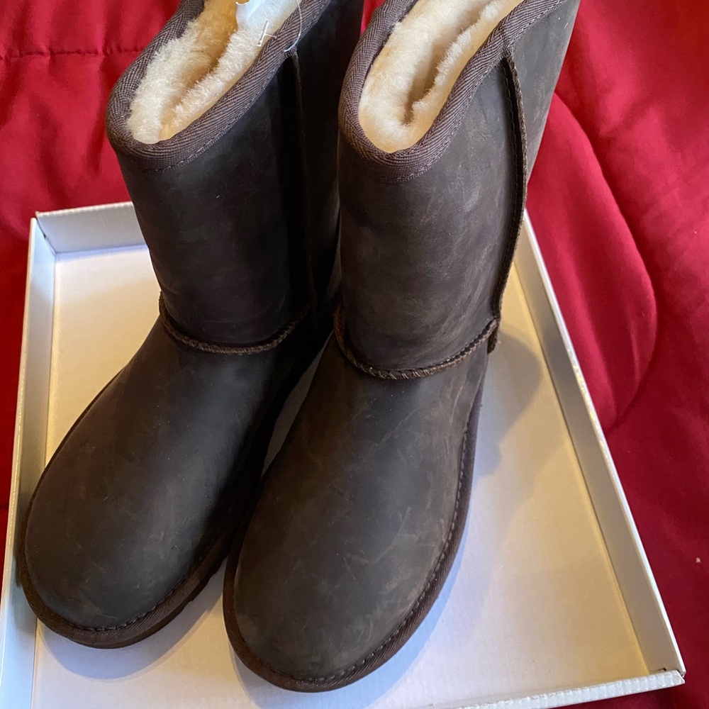 Authentic Uggs